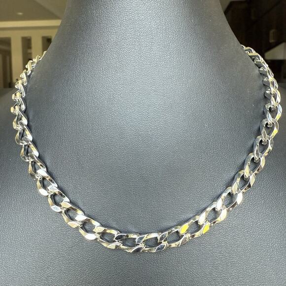 Vintage Korea 18” Silver Tone Curb Link Style Necklace - Picture 1 of 5